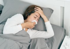 整天头痛、流鼻水 中医穴